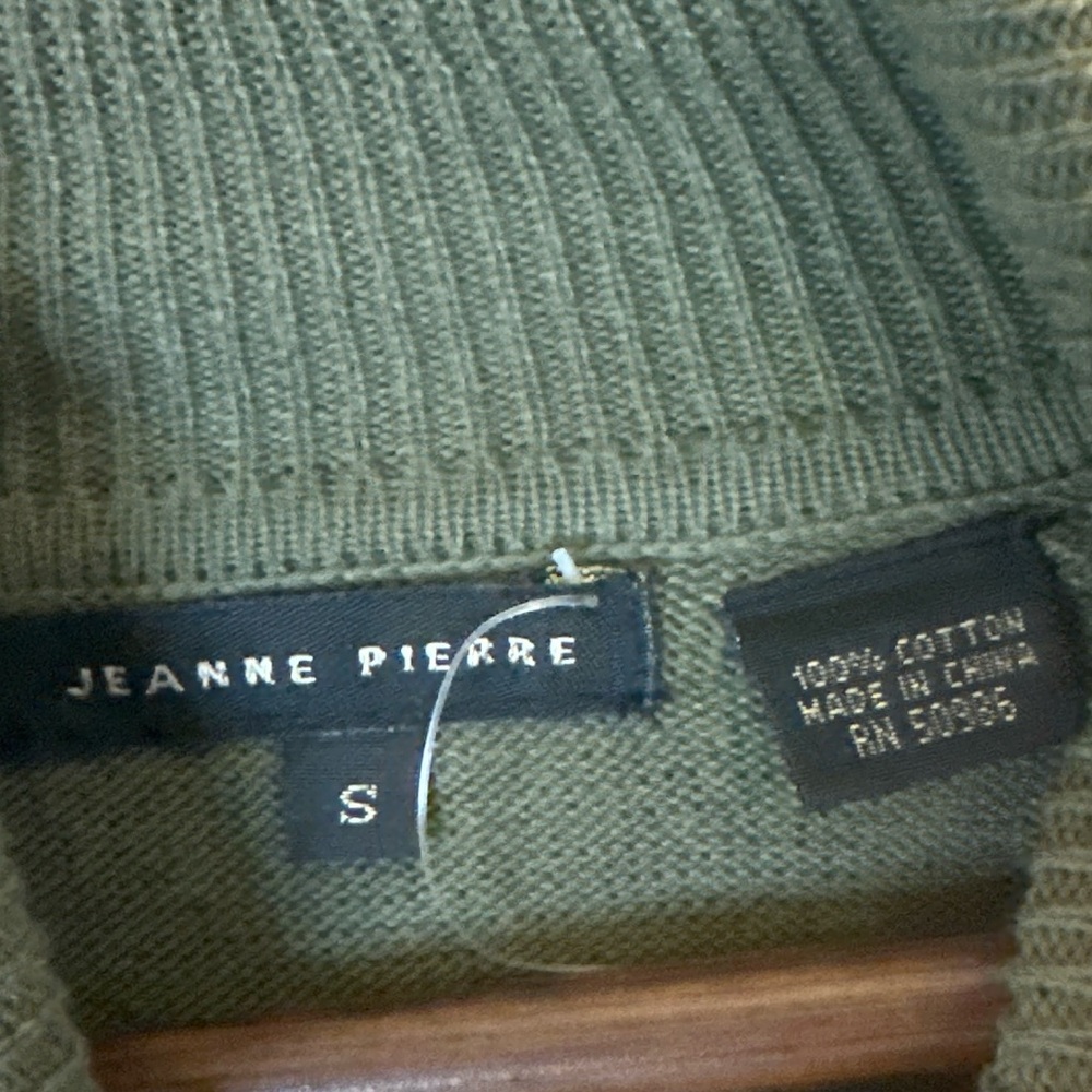 Jeanne Pierre Olive Green Turtleneck Sweater Small NWT Soft Knit Minimalist Cozy - Picture 4 of 7